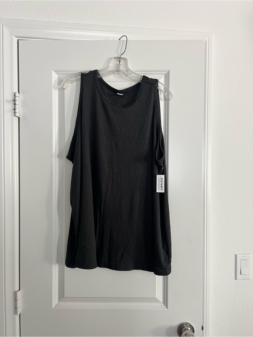 NWT Old Navy gray Ribbed Tank Top